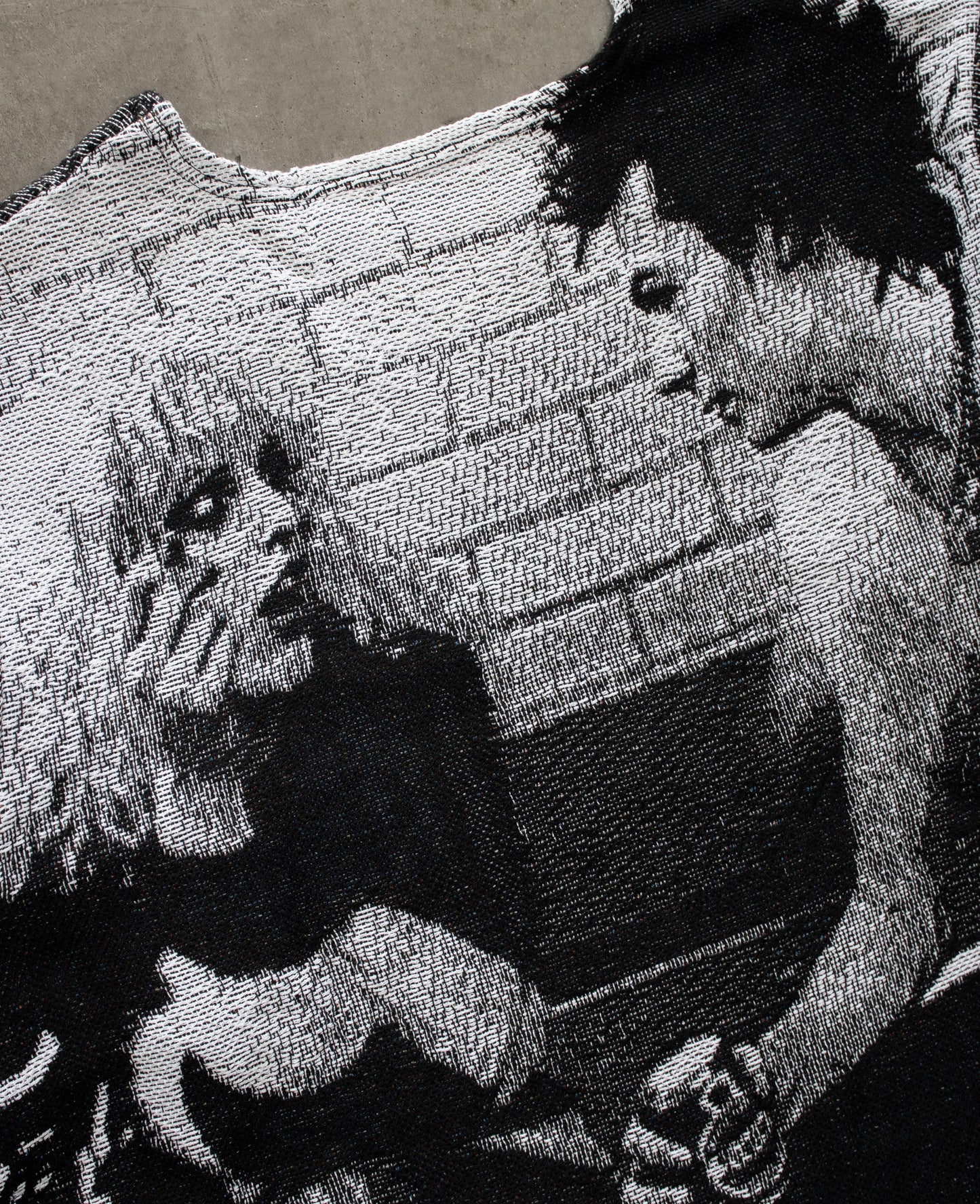 SID NANCY CREWNECK