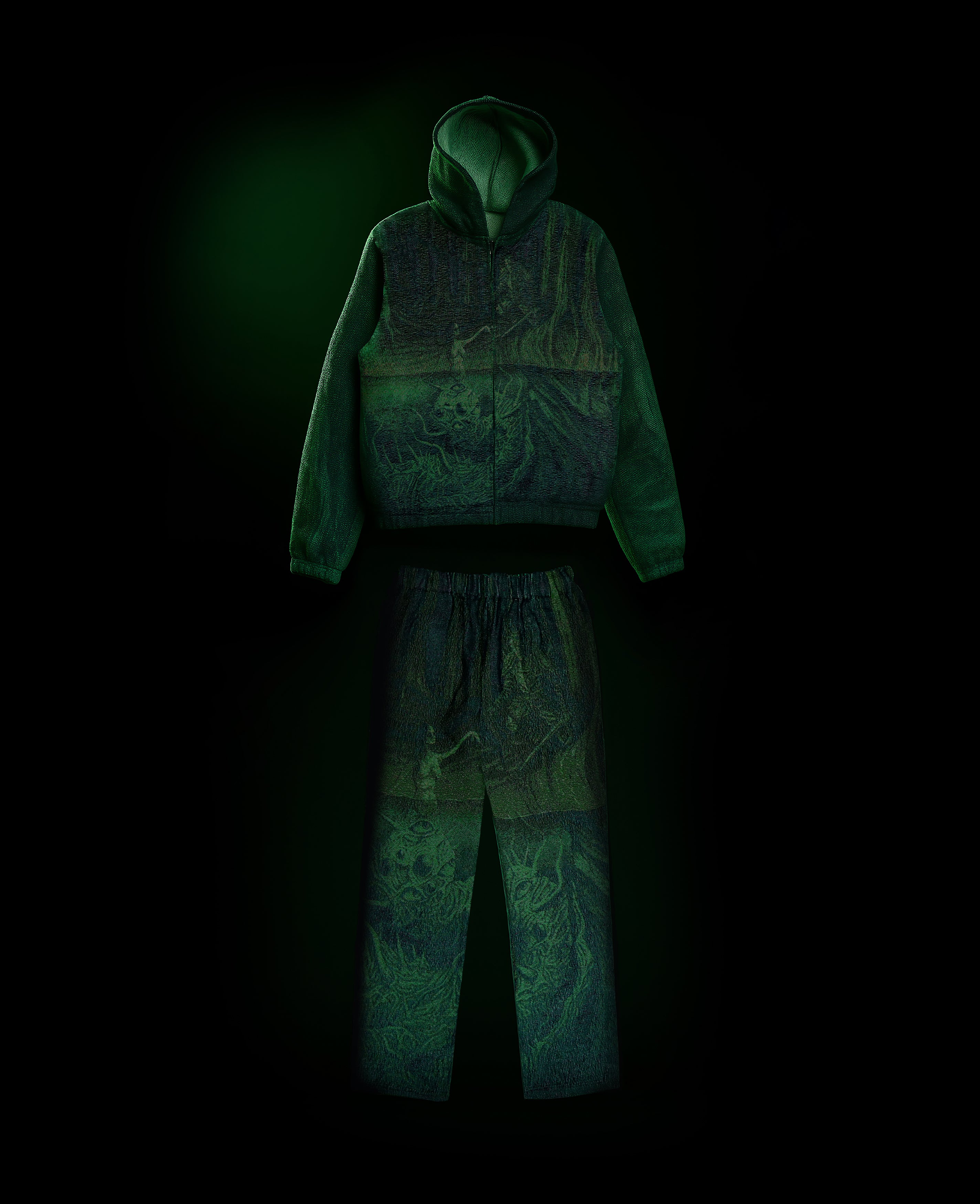 'DECEPTION' SET