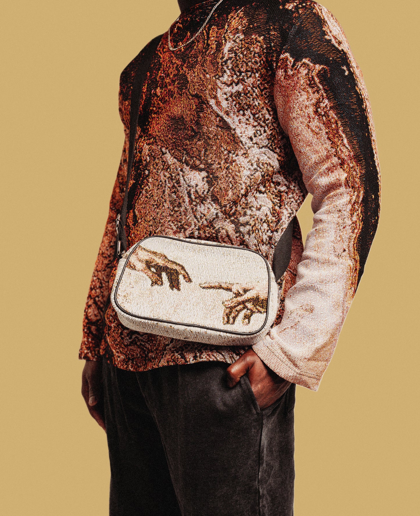 CREATION SHOULDER BAG