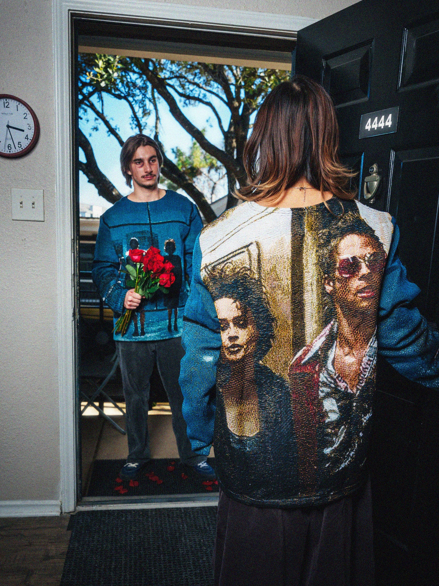 STRANGE TIME CREWNECK