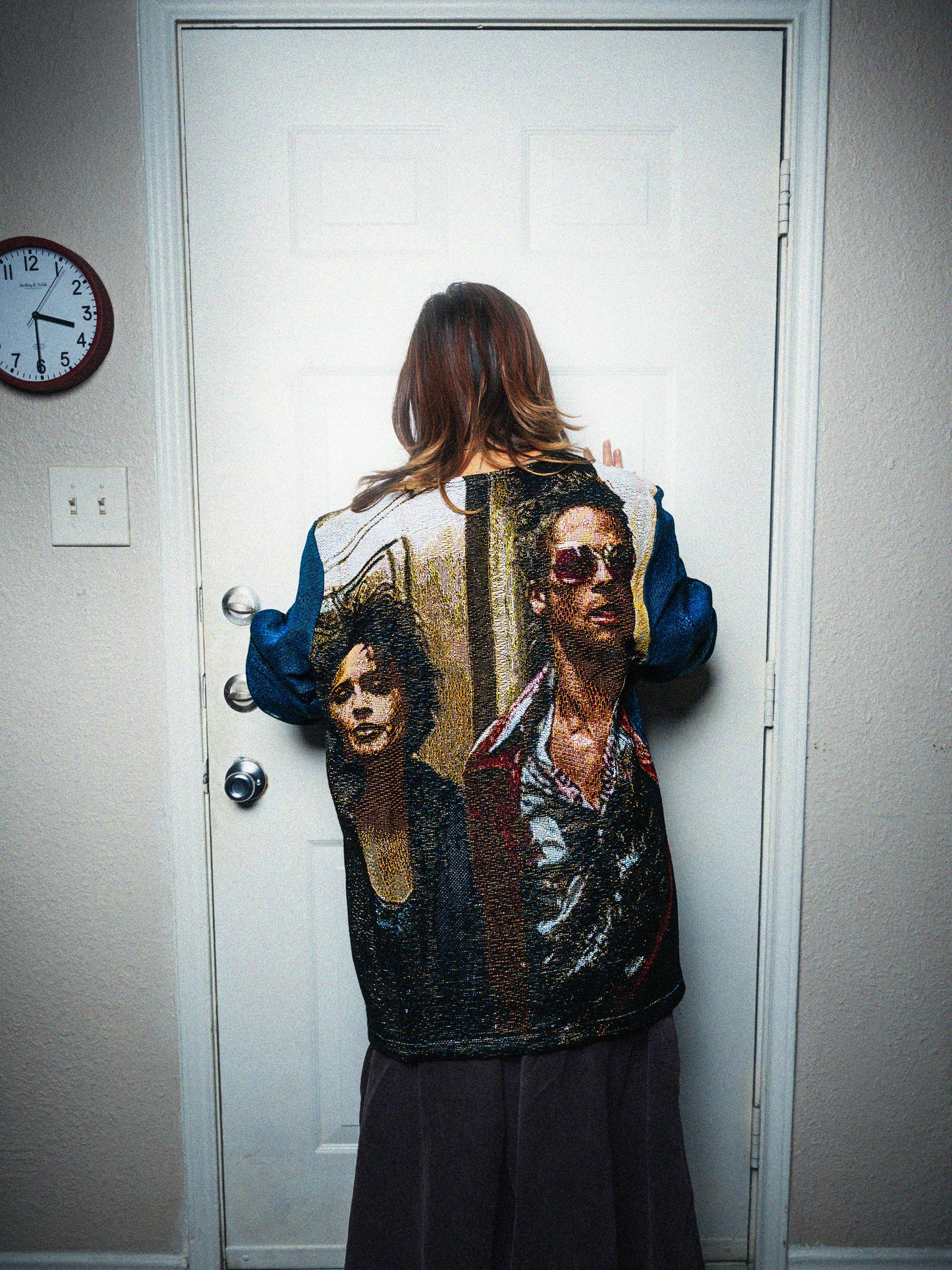 STRANGE TIME CREWNECK