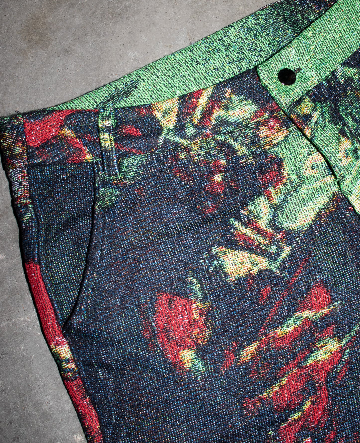 MISFITS WOVEN SHORTS